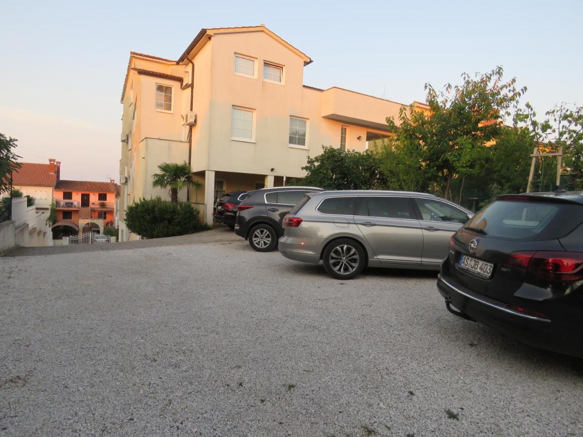 Apartments Villa Urbajs Vrsar Dış mekan fotoğraf