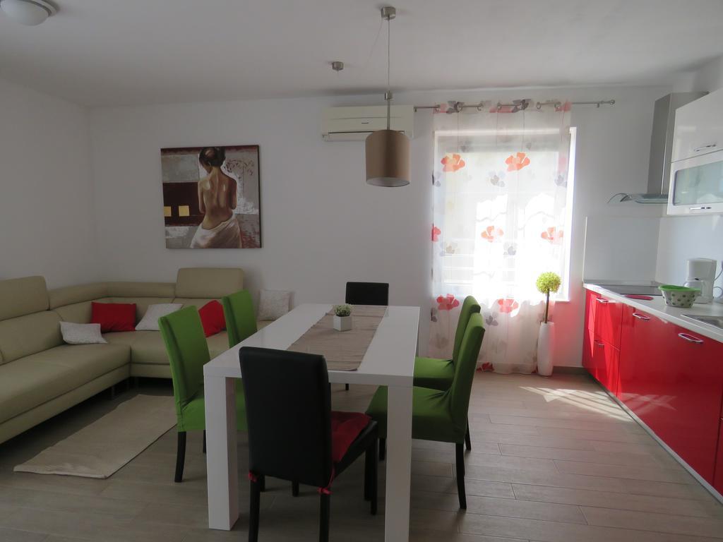 Apartments Villa Urbajs Vrsar Oda fotoğraf