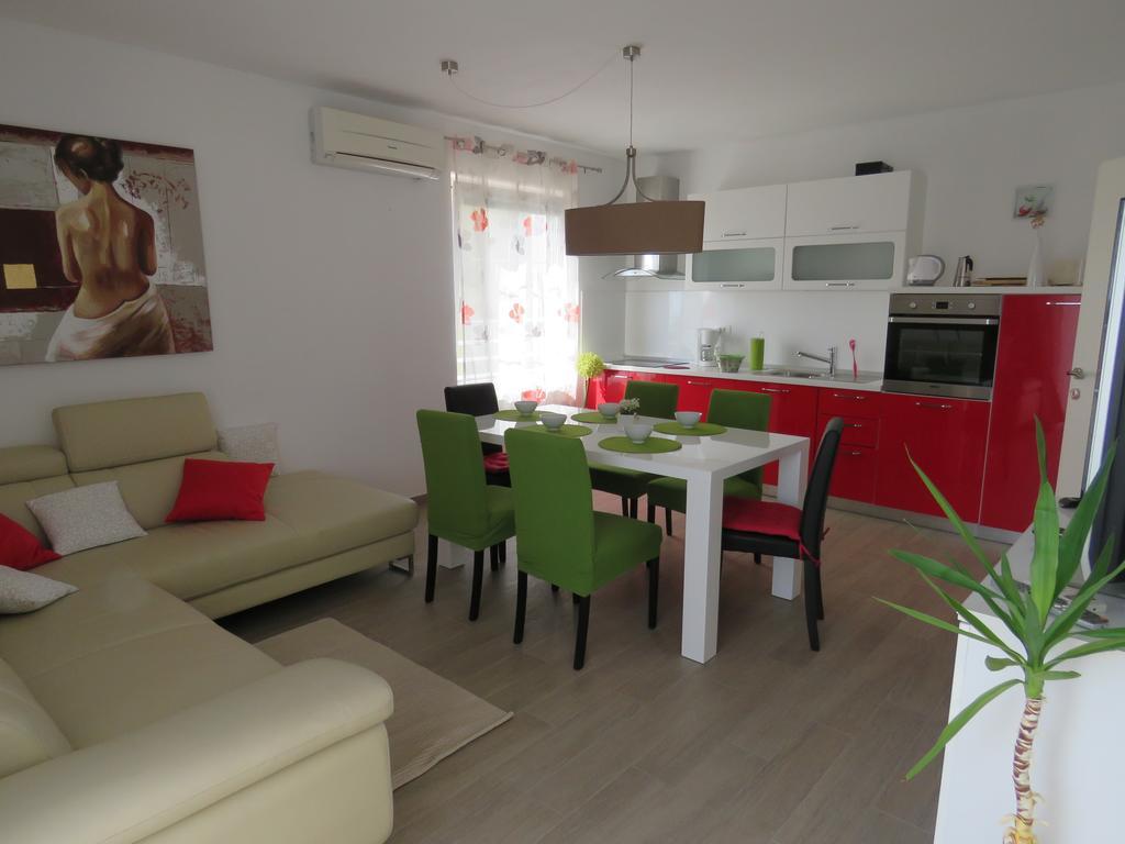 Apartments Villa Urbajs Vrsar Oda fotoğraf